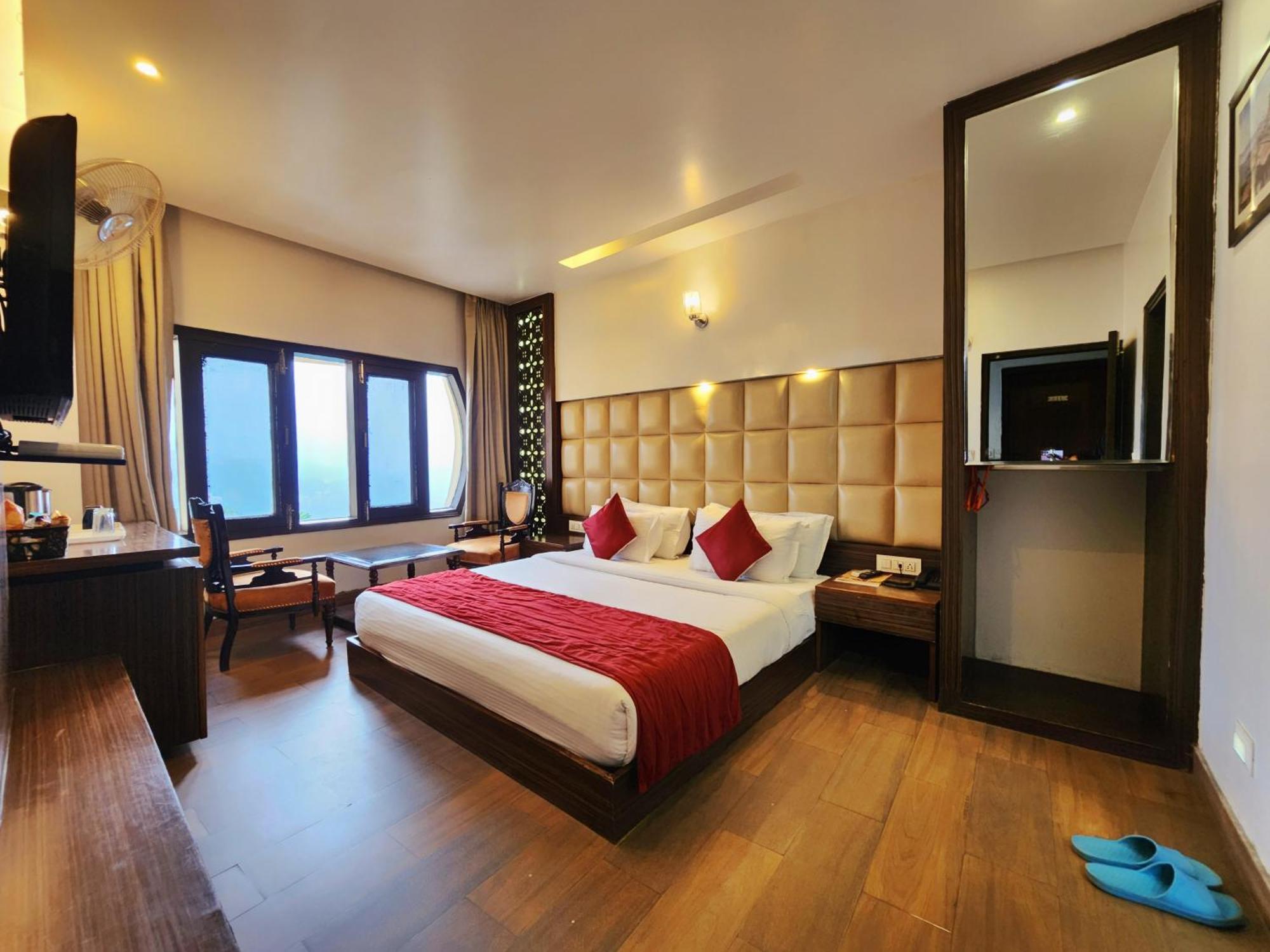 Hotel Surya שימלה מראה חיצוני תמונה