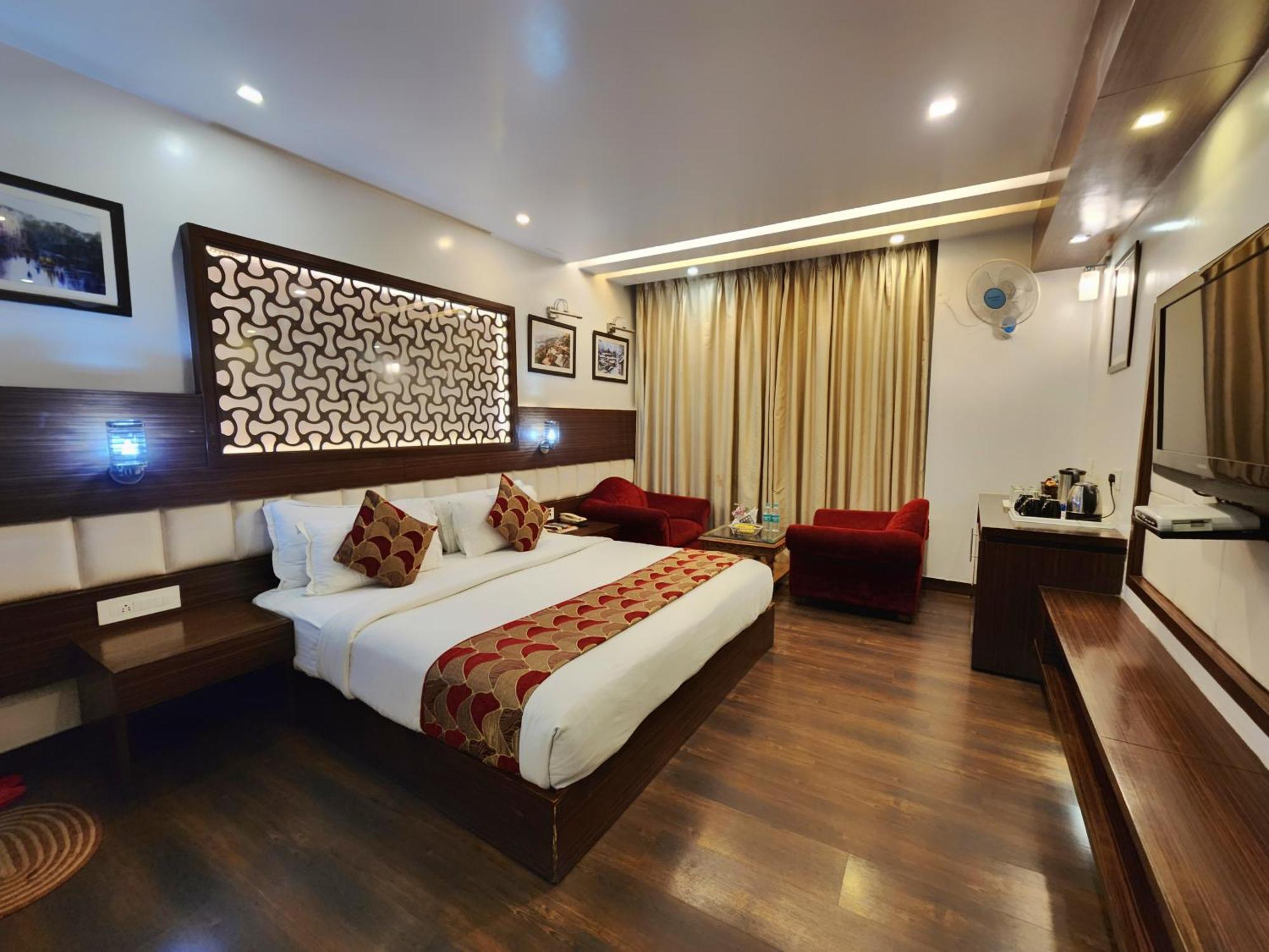 Hotel Surya שימלה מראה חיצוני תמונה