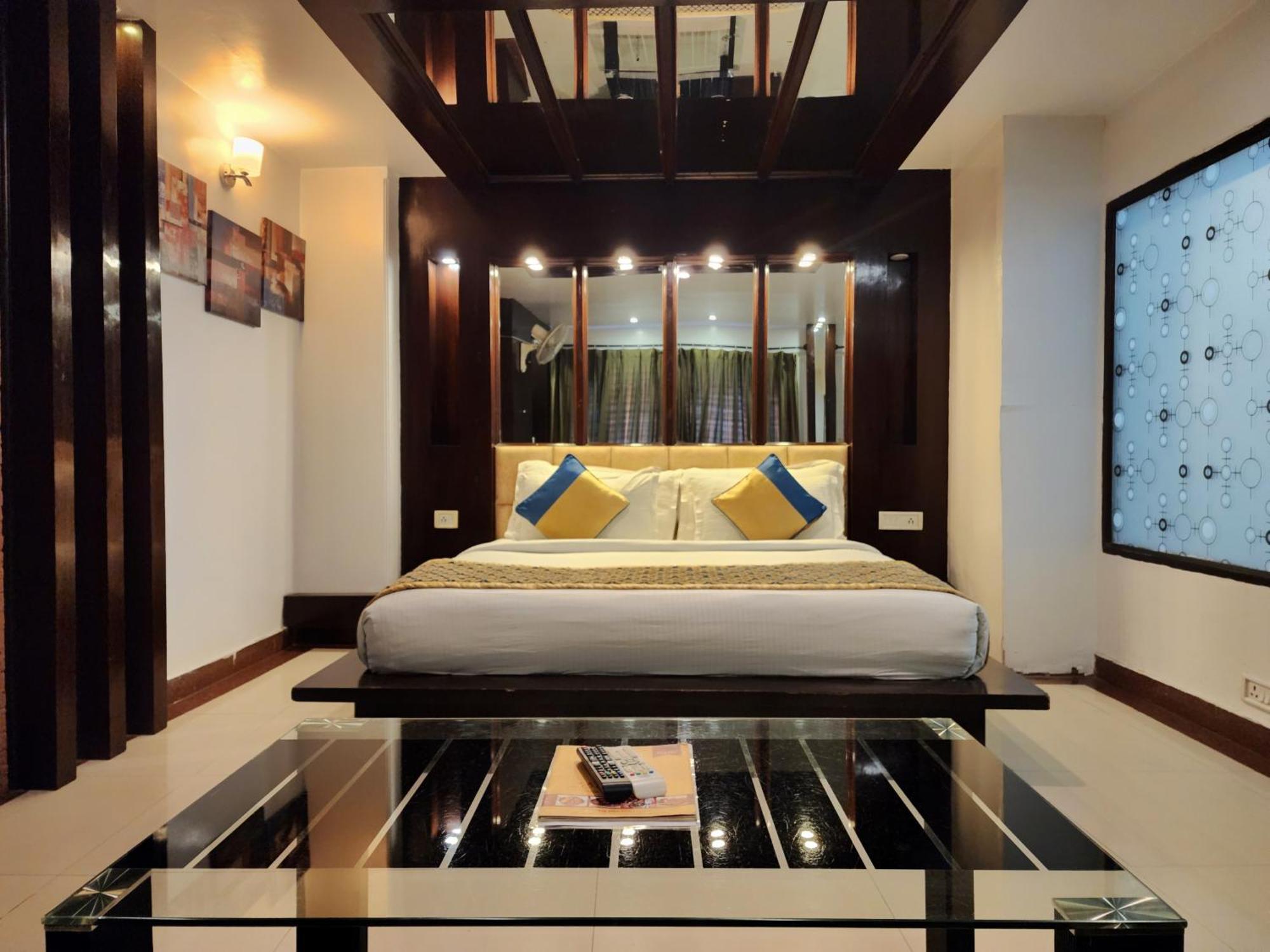 Hotel Surya שימלה מראה חיצוני תמונה