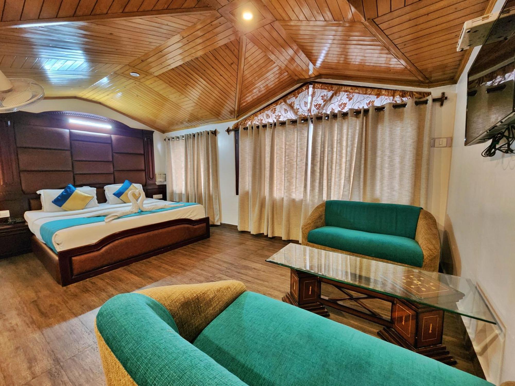 Hotel Surya שימלה מראה חיצוני תמונה