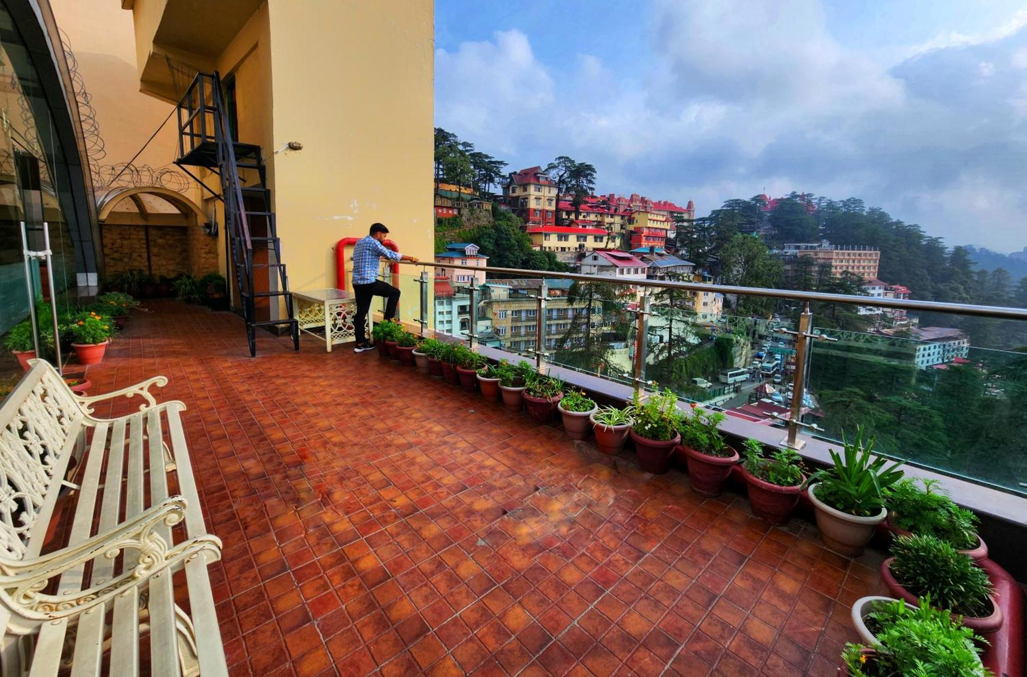 Hotel Surya שימלה מראה חיצוני תמונה