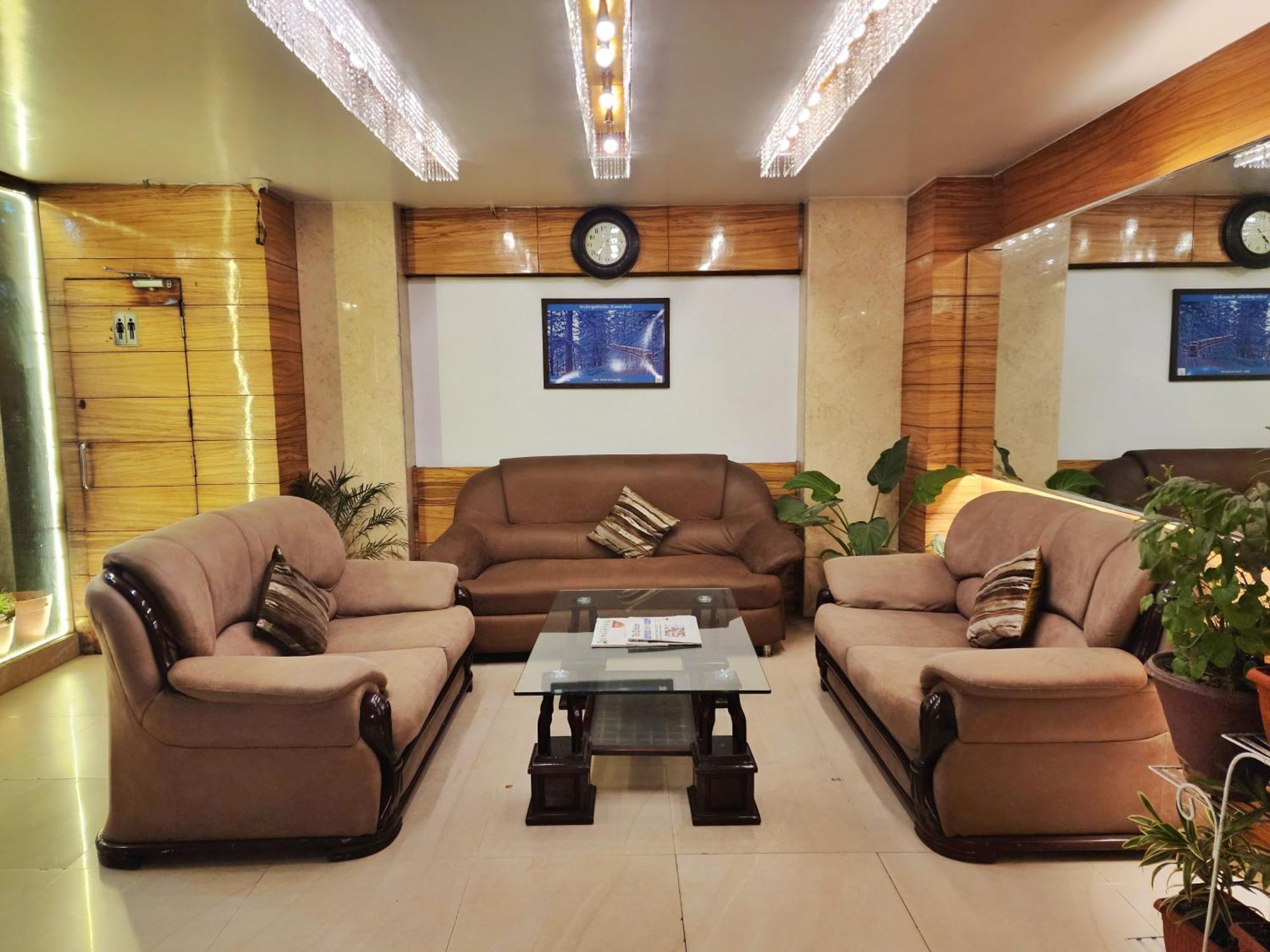 Hotel Surya שימלה מראה חיצוני תמונה